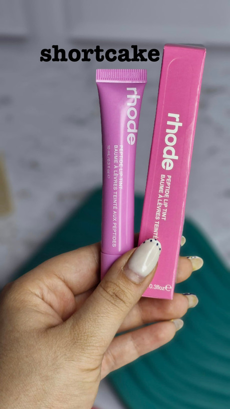 لیپ گلاس طرح رود Rhode در 8 رنگ جذاب